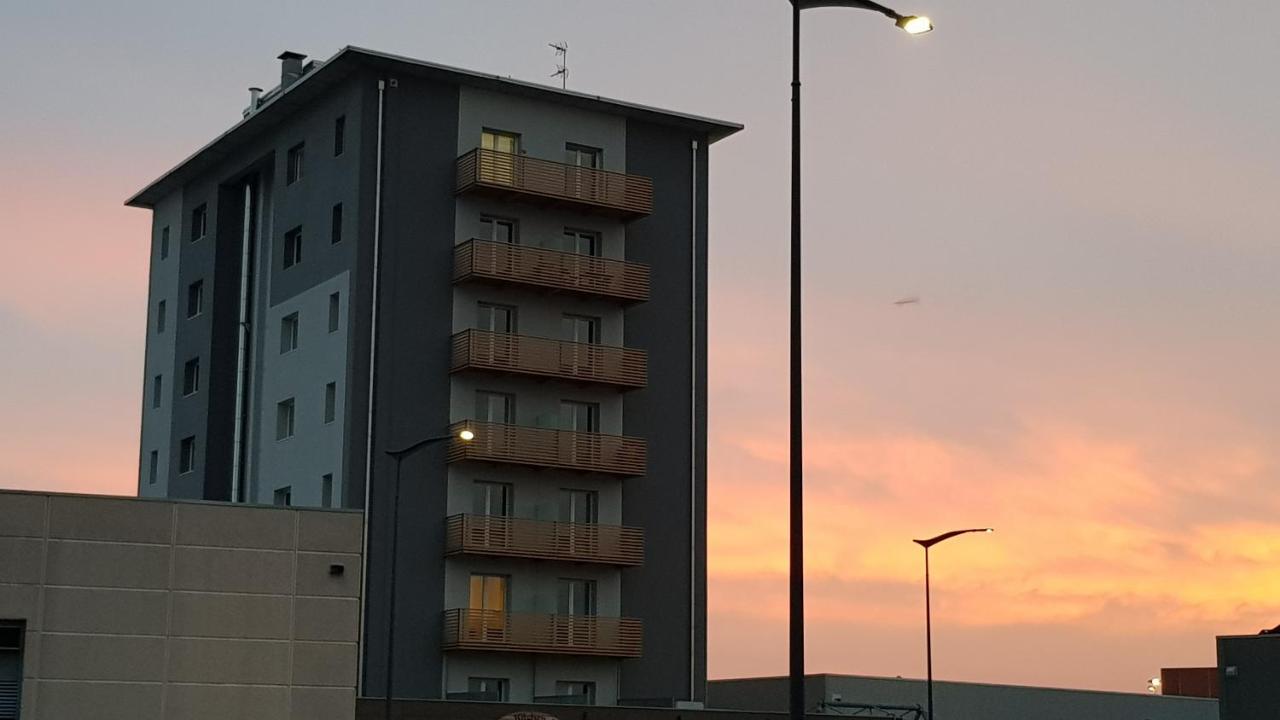 Condominio La Torre 1 Galliate Luaran gambar