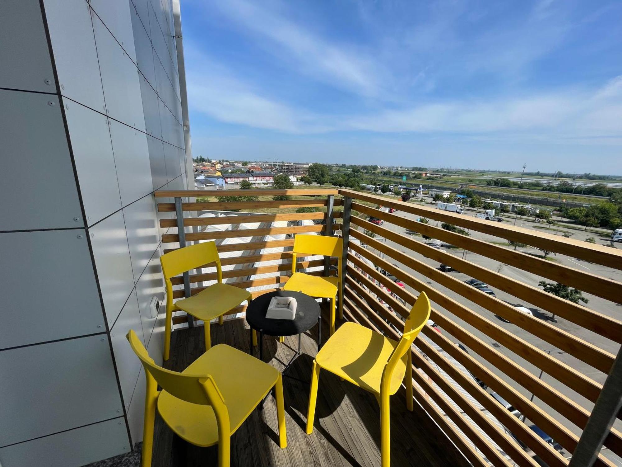 Condominio La Torre 1 Galliate Luaran gambar